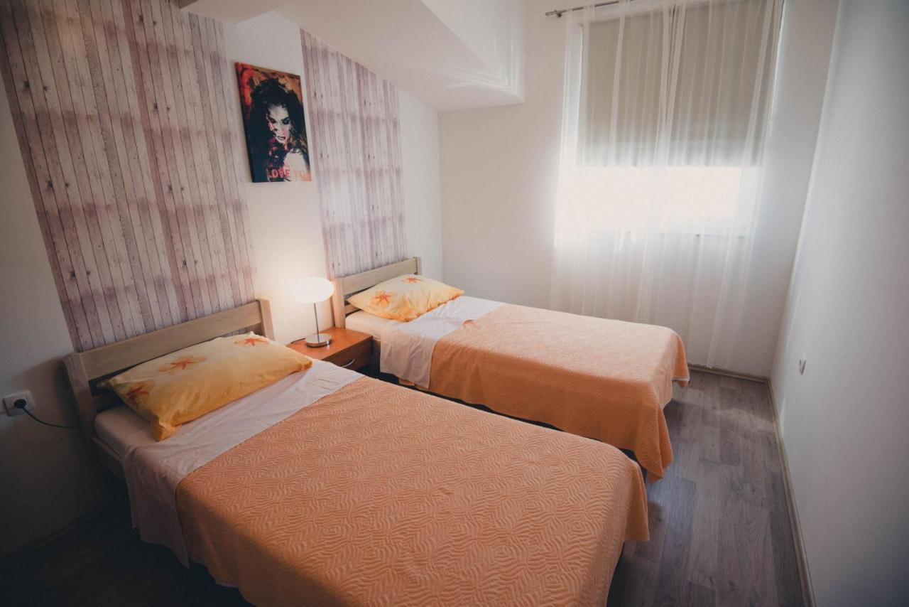 Apartments Vodice Kültér fotó