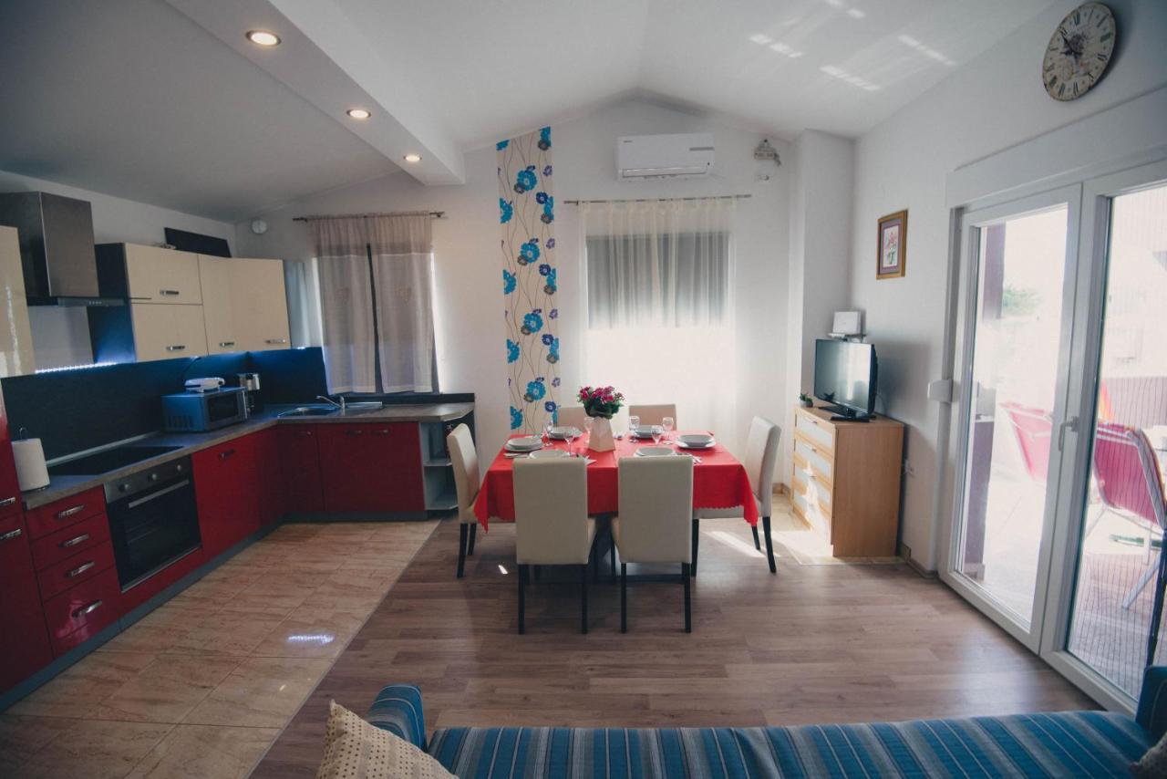 Apartments Vodice Kültér fotó